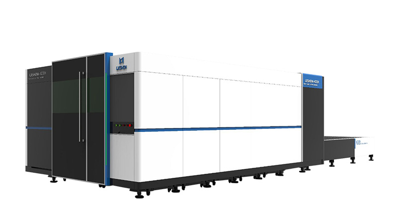 High power 6000w cnc metal sheet fiber laser cutting machine with protective cover